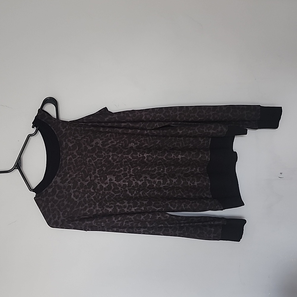 For the Republic Long sleeves top